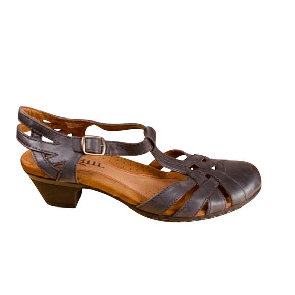 Cobb Hill by New Balance Shoes - Cobb Hill Slate Blue Grey Leather T-Strap Sandals - Size 7
